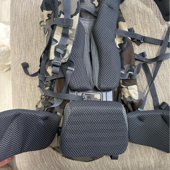 Kuiu Backpack - Picture 3 of 4